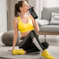 4FIZJO Shaker sportowy ULTRA do odżywek 700 ml Hot