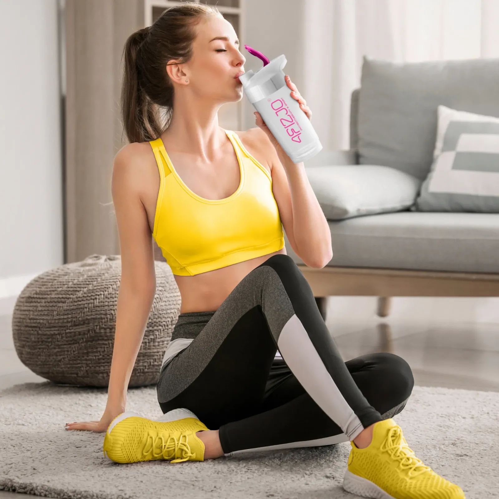 4FIZJO Shaker sportowy ULTRA do odżywek 700 ml Sale